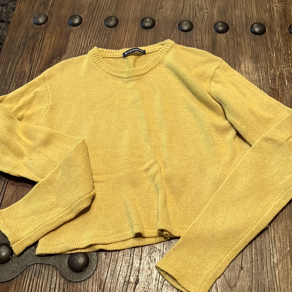 Crop sweater